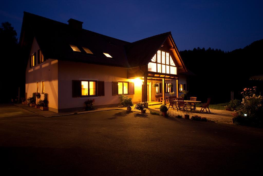 Gaestehaus Biohof Leutschach Exterior foto